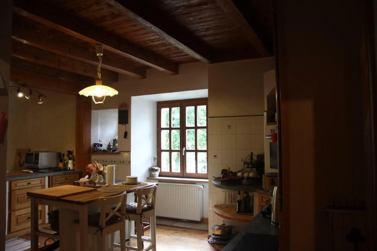 La Parenthese Insolite Saint-Hostien Holiday home